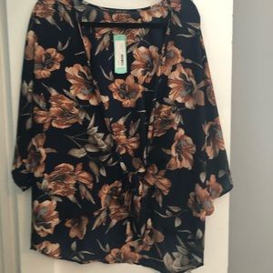 Stitch fix front tie kimono.